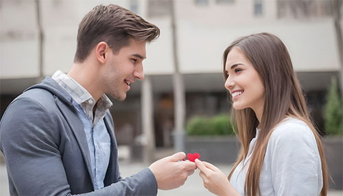 How to Impress a Girl: 11 Tips to Win Her Heart