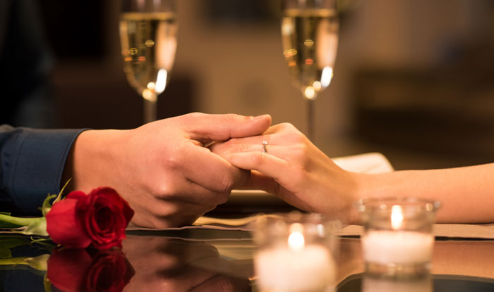 Romantic Surprise Gift Ideas for Anniversary Celebration!!