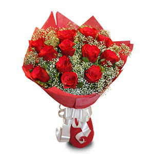 Bouquet of 12 Red Roses