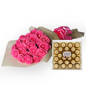Pink Rose with Ferrero Rocher (300 gm)