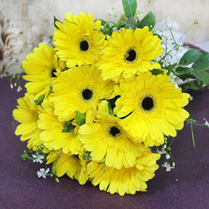 Cheerful Yellow Gerbera Bouquet