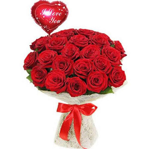 Red Roses and I Love You Balloon Combo - Valentine Gifts to Sharjah