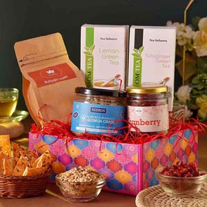 Cranberry Jar with Green Tea Infusers Healthy Gift Hamper
