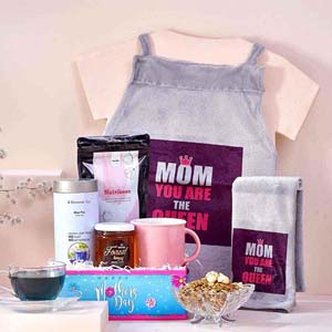 Queens tea time hamper