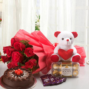 Rose Flower with Cake Hamper