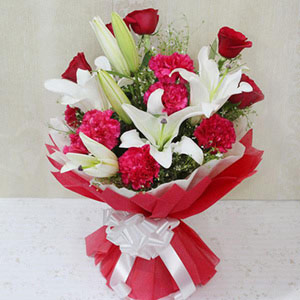 Charming Bouquet of Mixed Flowers