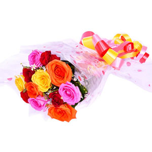 Mixed Rose Bunch for Dad : Valentine Glass Vase Arrangement