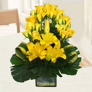 Bright Yellow Roses and Lilies Combination
