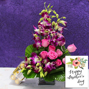Lovely Floral Surprise with Ferrero