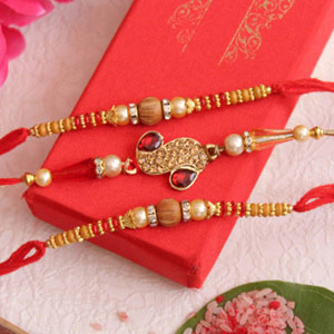 Eye-catchy stone Rakhis set