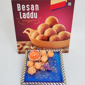 Ganesha Light with Besan Laddoo