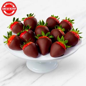 Chocolate Dipped Strawberries Box