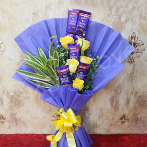 Yellow Rose Dairy & Milk Bouquet