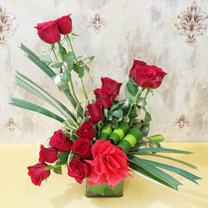 Pleasing Red Rose Glass Arrangement