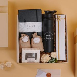 All-Inclusive New Year Special Hamper