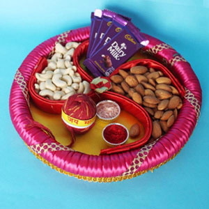 Chocolates and Nut Dryfruit Thali in kishtwar