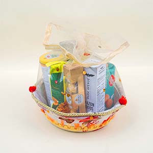 Delightful Crunchy Munchy Snacks Hamper 