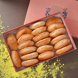Holi Special Gujiya