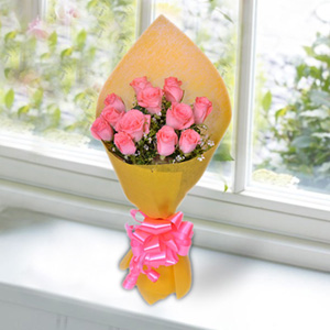 Joyful Bunch of Pink Roses 