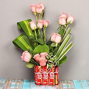 Pink Roses Arrangement with Kitkat for Valentines Day
