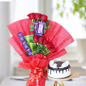 Red Roses with Black Forest Cake N Chocolates 