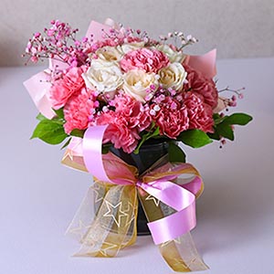 Roses N Carnation Vase Arrangement for Valentines Day