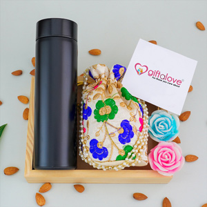 Temperature Bottle with Candles Corporate Gift Hamper for Diwali  in koderma