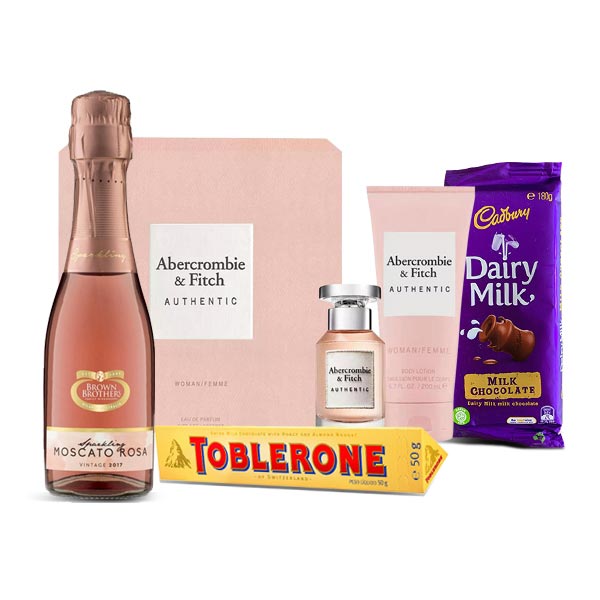 Send Her Happy Hamper Online