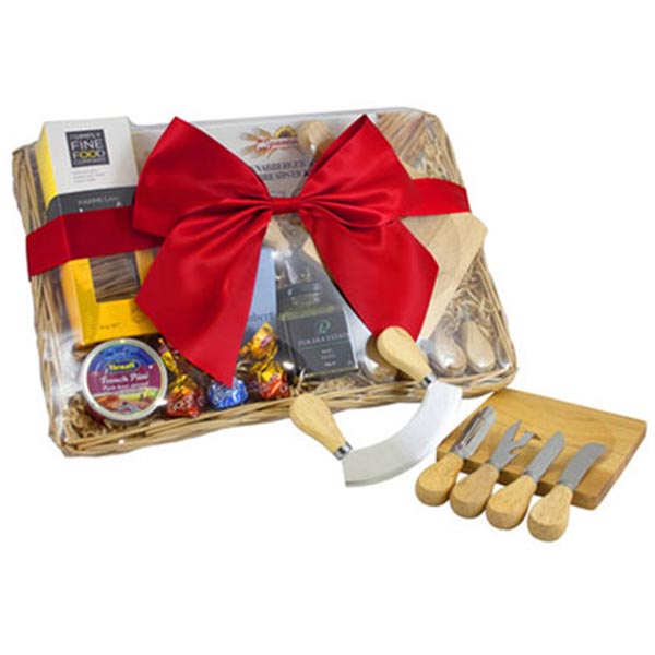 Send CHEESE SET PICNIC BASKET Online