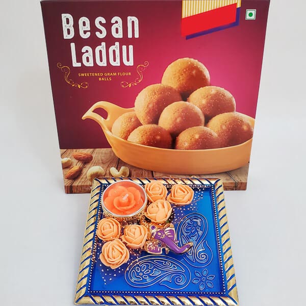 Send Ganesha Light with Besan Laddoo Online