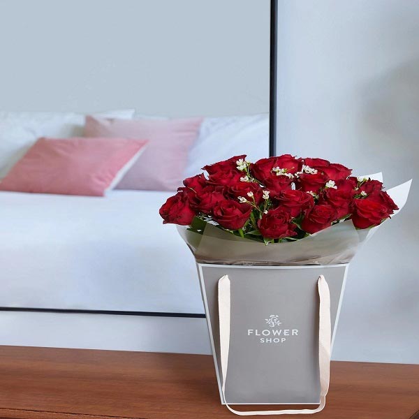 Send Be Mine Rose Gift Online