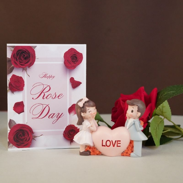 Send Love Couple with Rose and Happy Rose Day Card Online - GAL26 ...